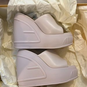 Fendi Embossed Oversized FF Pattern Platform Slides Women’s  size 36 EU